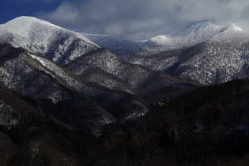 驾驶证扣留与吊销的区别