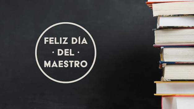 汽车无缘无故被别人划了怎么办